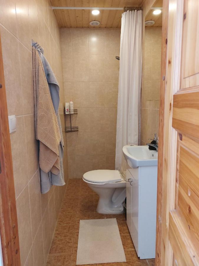 Kesklinna Peatuspaik Tallinn Bagian luar foto